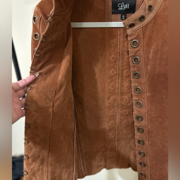 VINTAGE 100% Suede Jacket - Picture 5 of 12